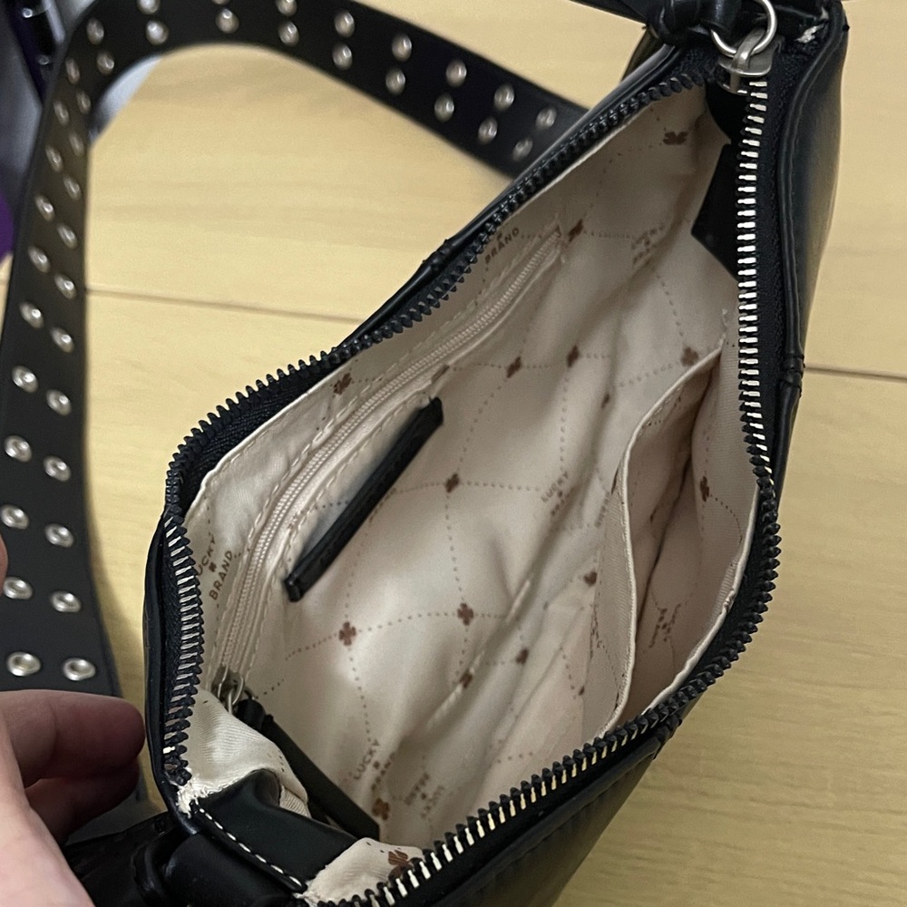 Lucky Brand Black Leather Shoulder Bag - Picture 8 of 10